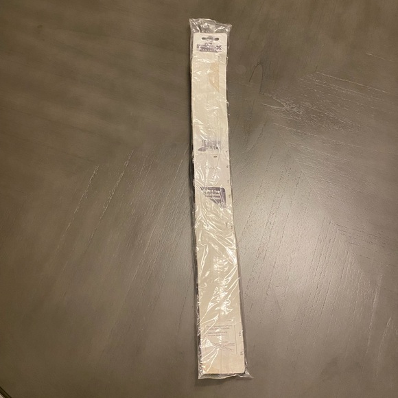 Rain-X Vision Windshield Standard Beam Wiper Blade, 21 Inch, J-hook, clip - Picture 2 of 2